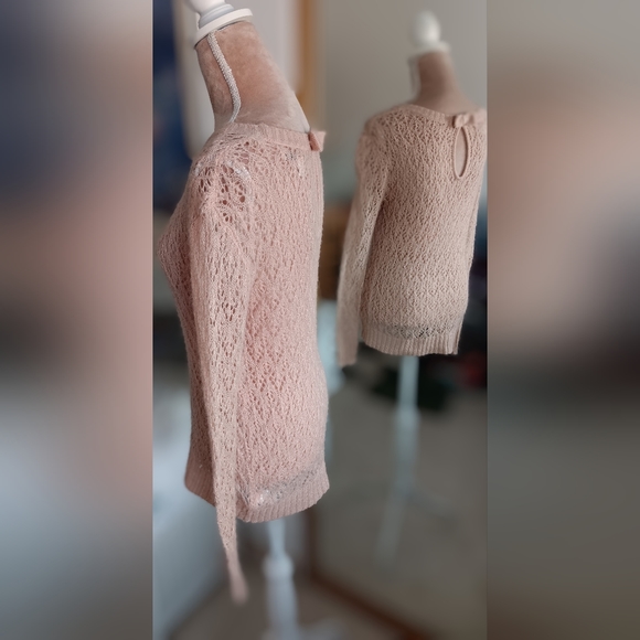 Lauren Conrad~Beige Open Knit Sweater w/ Bow-Back Detail (Soft Neutral) - Picture 11 of 13